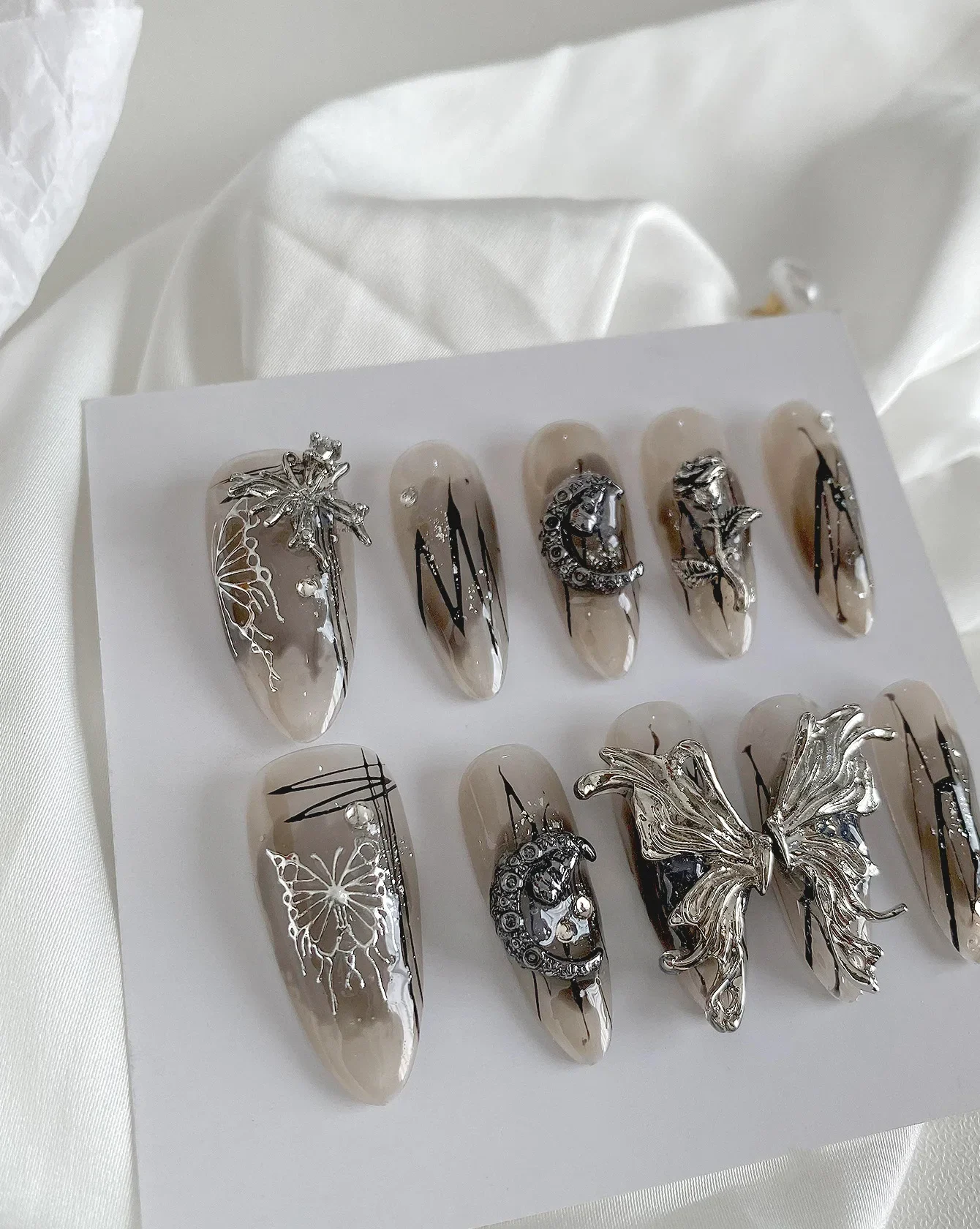 Antique Silver - Image 4