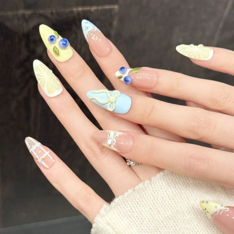 Noir Flora - Image 3