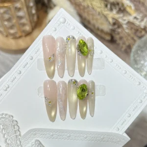 Mint Crystal Cat-Eye