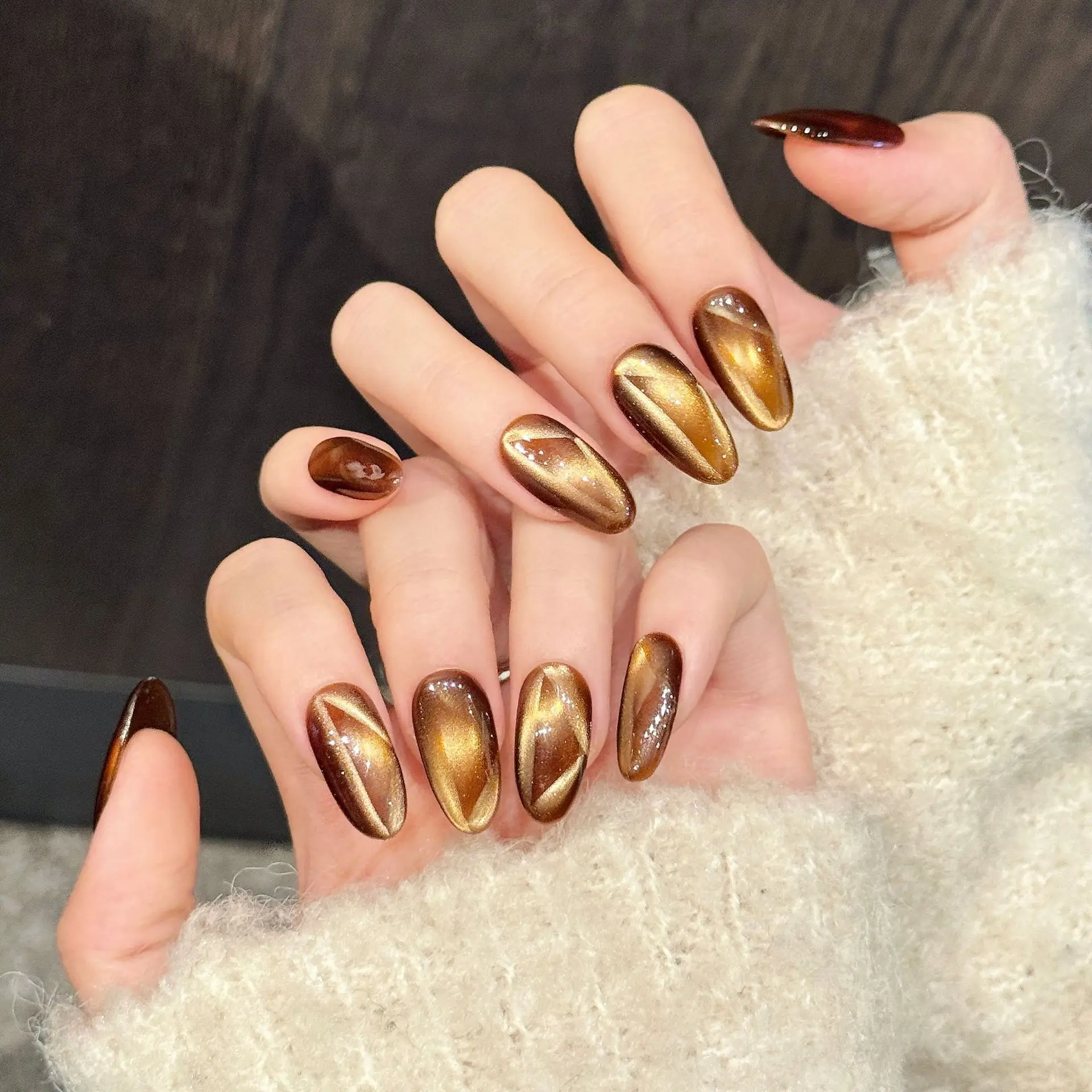 Amber Glow - Image 2